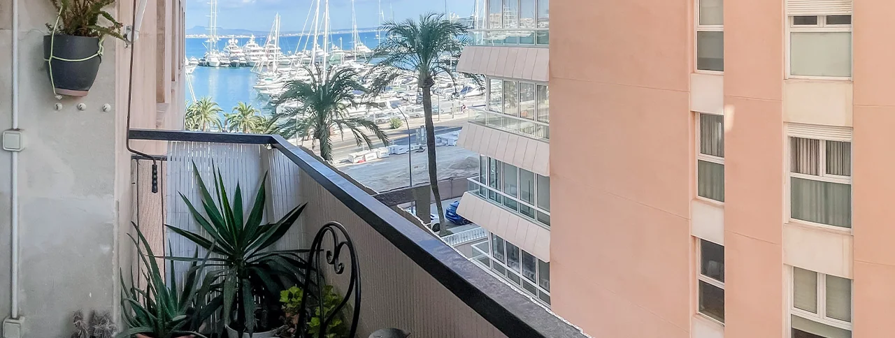 Balkong med havsutsikt, lägenhet till salu i Paseo Marítimo, Mallorca