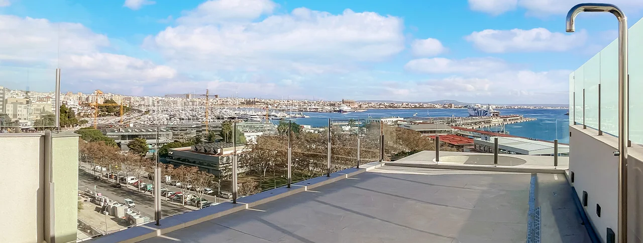 Takterrass med havsutsikt, takvåning till salu i Paseo Marítimo, Mallorca