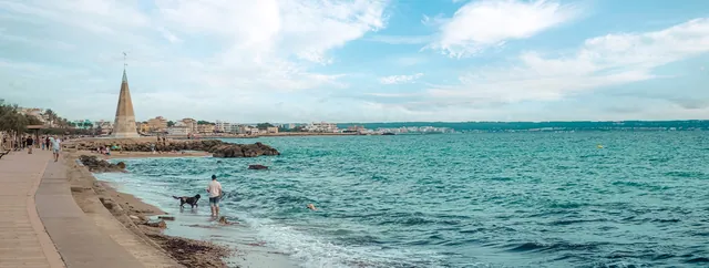 Strand i närheten med havsutsikt, tomt till salu i El Molinar, Mallorca