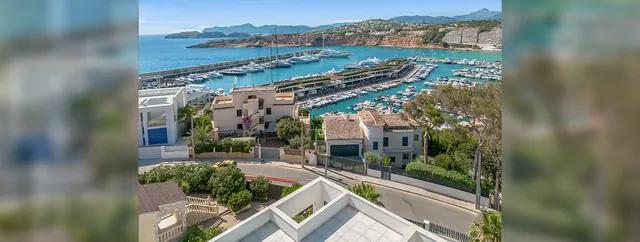 Flygvy med havsutsikt, villa till salu i El Toro, Mallorca